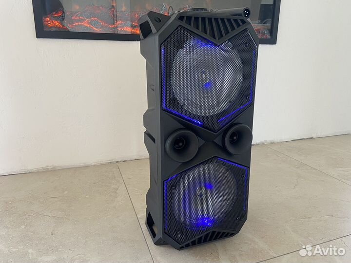 Колонка беспроводная (с микрофоном и блютуз)