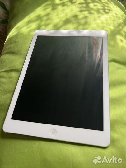 Apple iPad Air 128Gb Wi-Fi+Cellular Silver