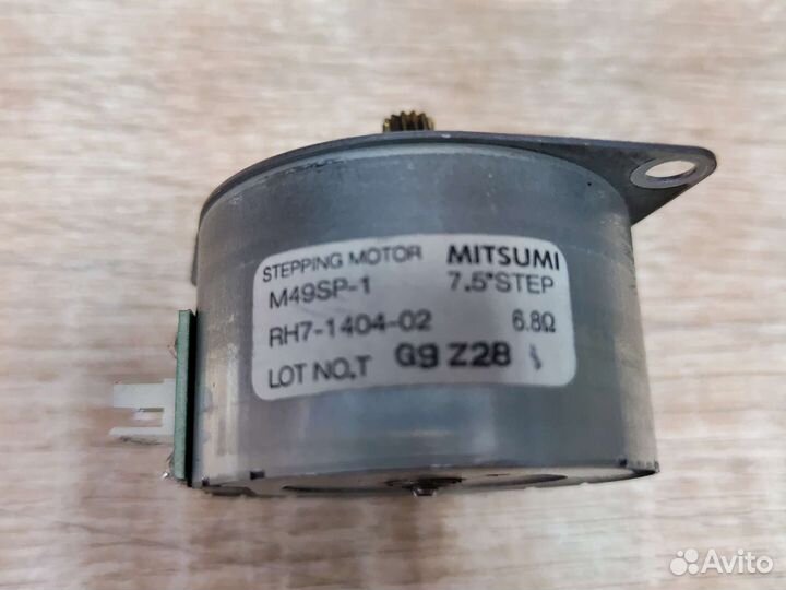 Двигатель RH7-1404-02 HP 1100