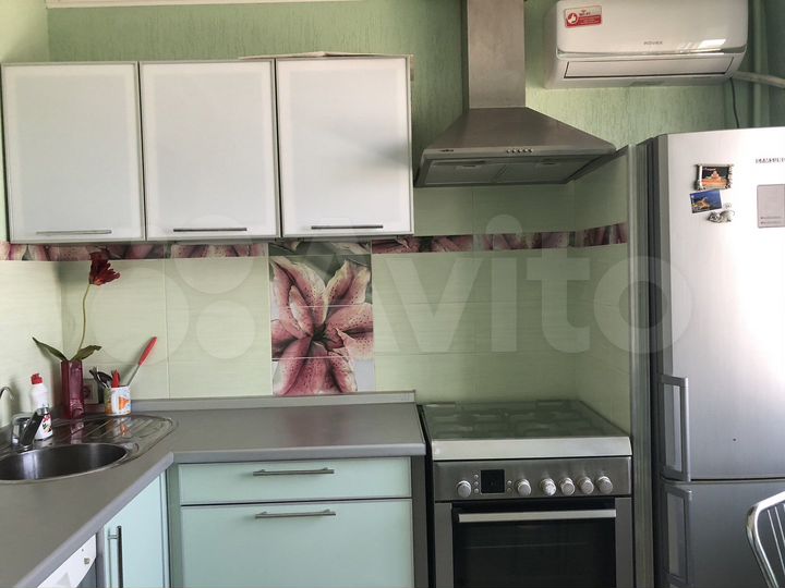 2-к. квартира, 52 м², 6/9 эт.