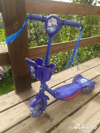 Самокат детский трехколесный