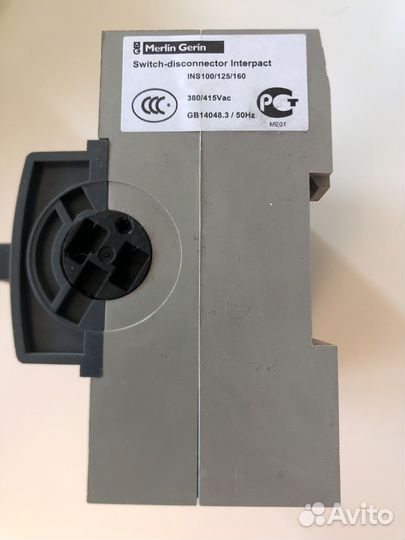 Выключатель-разъединитель Schneider