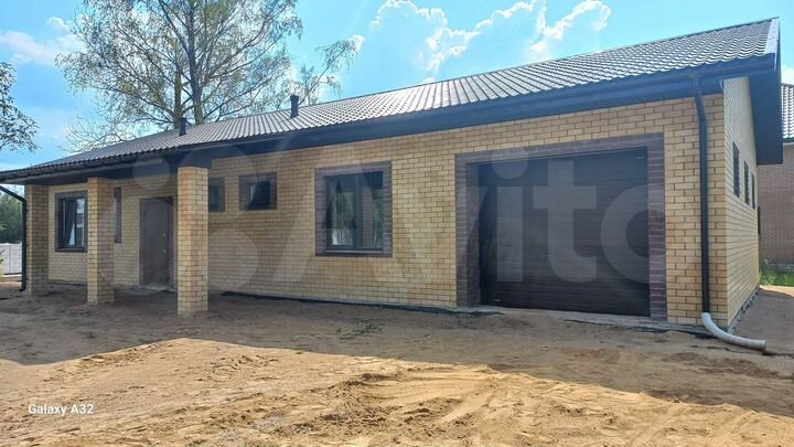 Дом 200 м² на участке 8 сот.