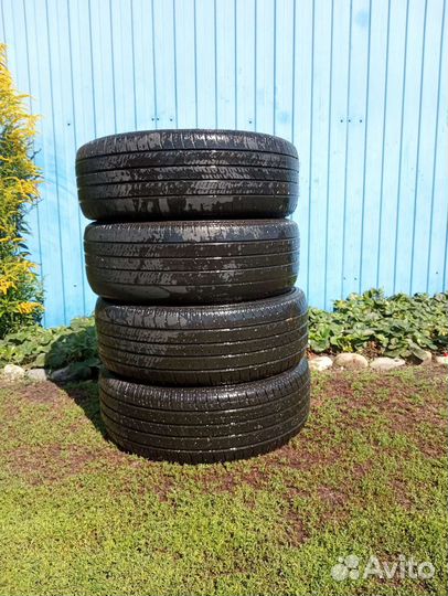 Continental ContiIceContact 4x4 215/65 R16