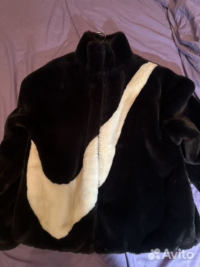 Куртка шубка легкая nike