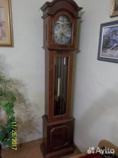 Напольные часы Tempus Fugit