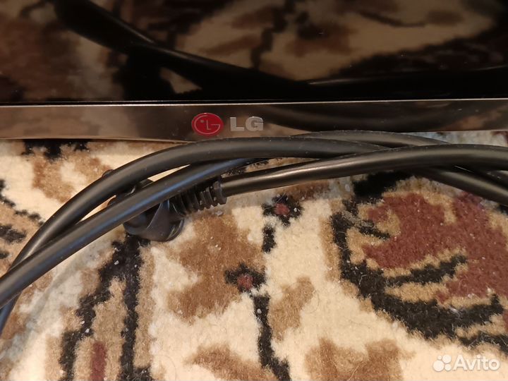 Телевизор lg 42 SMART tv