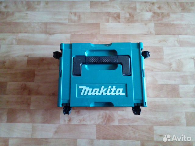 Эксцентриковая шлифмашина Makita BO6050J