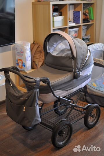 Коляска-люлька (Inglesina comfort)