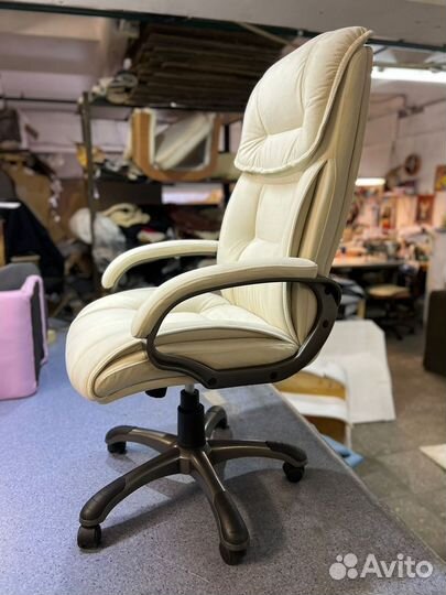 Компьютерное кресло