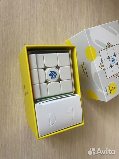 Кубик Рубика GAN 356 I Carry