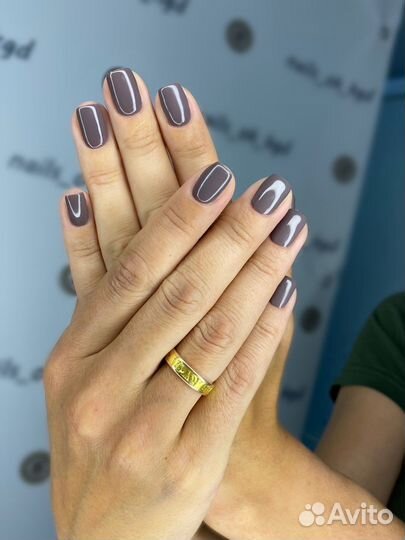 Маникюр, педикюр гель лак