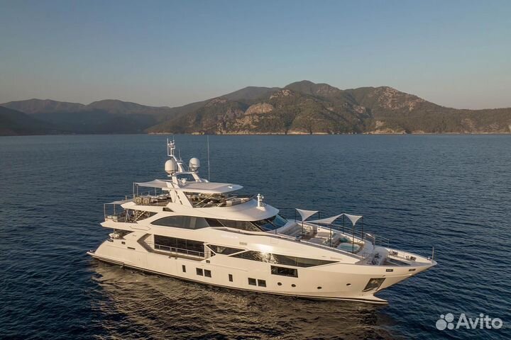 Моторная яхта Benetti Fast 125, 2021