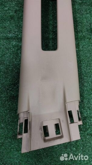 Обшивка правой стойки Honda CR-V 3 (RE) 2009