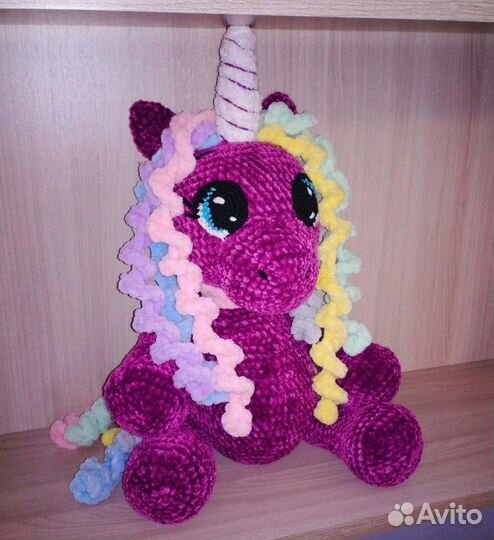 Единорог вязаный ручной работы