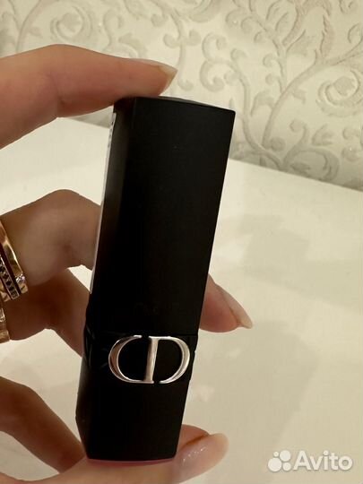 Помада Dior Rouge Forever 670