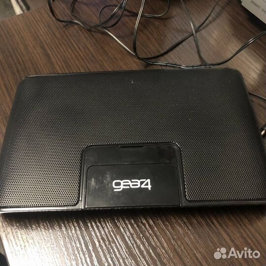 Док станция Gear 4 Street Party 5 для iPhone