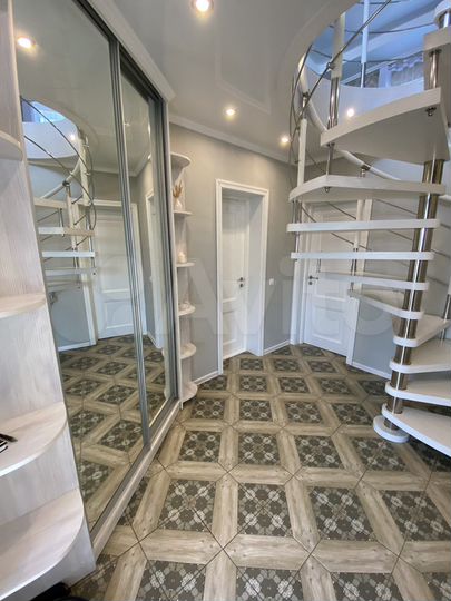 Дом 140 м² на участке 4 сот.