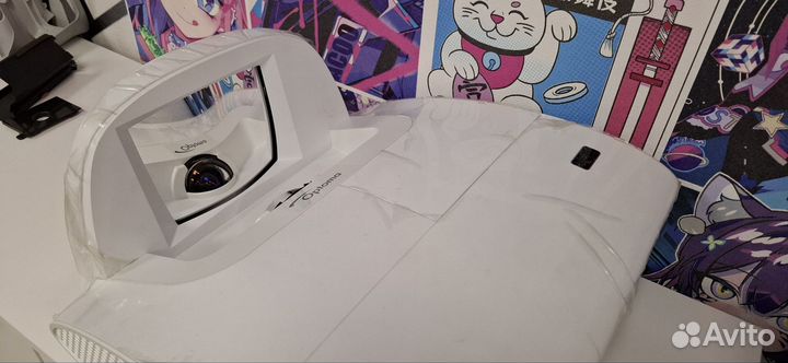 Ультра короткофокусный проектор optoma