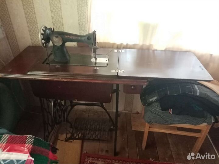 Швейная машина Подольск