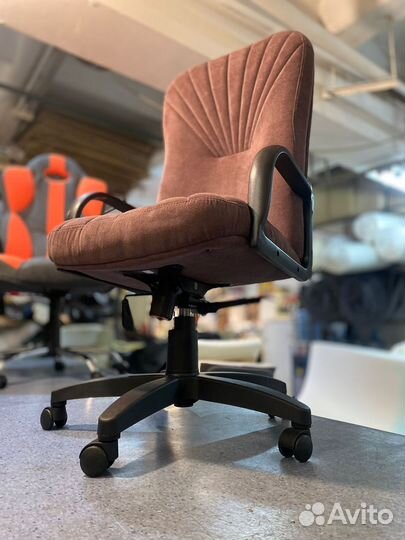 Компьютерное кресло