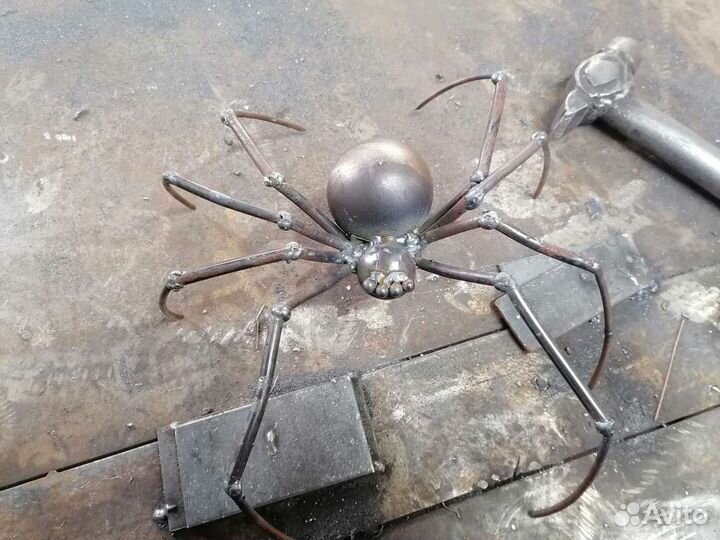 Паук. Муха для декора