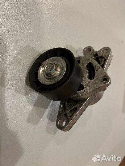 Ролик натяжной приводного ремня пежо ситроен