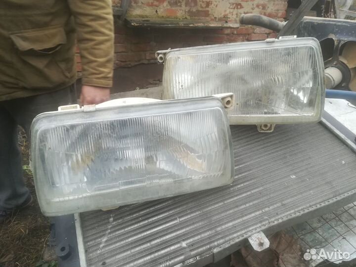 Фары Фольксваген Джетта 1989