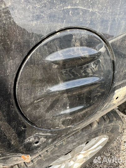 Лючок топливного бака Mitsubishi L200 4D56 2008