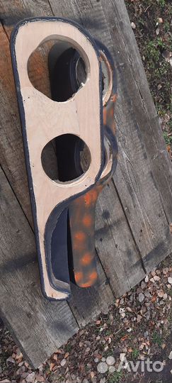 Подиумы для 16 динамиков