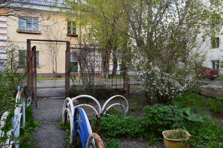 Дом 52 м² на участке 2,7 сот.