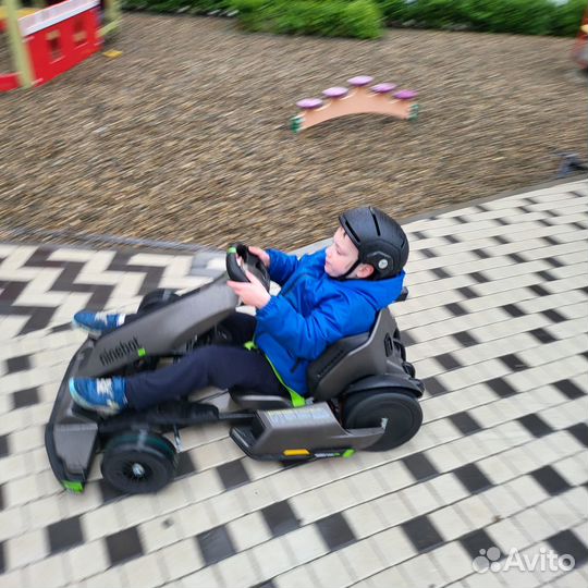 Электрокарт Ninebot GoKart Pro электрокартинг