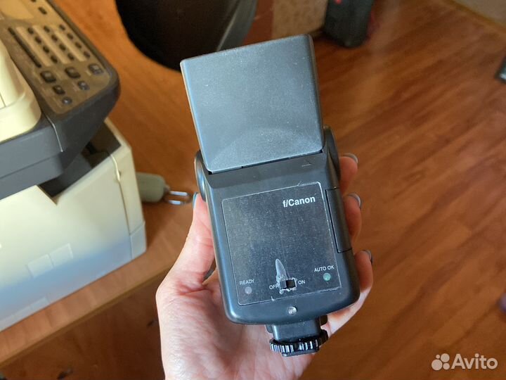 Вспышка Dörr DAF 34 Zoom Canon