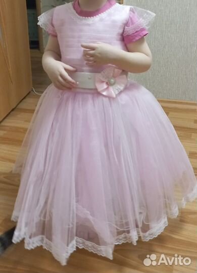 Платье на девочку