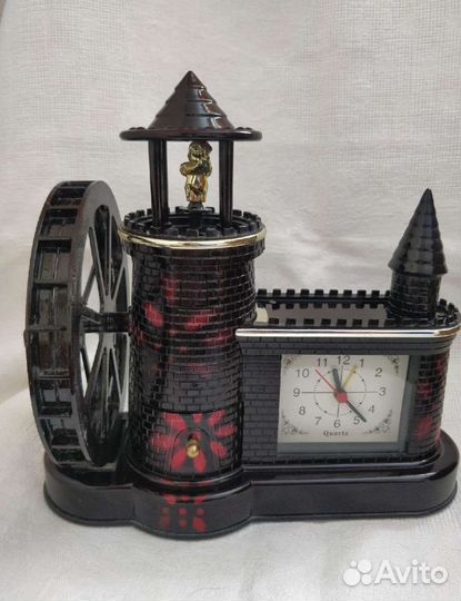 Часы настольные. Музыкальные. Редкие