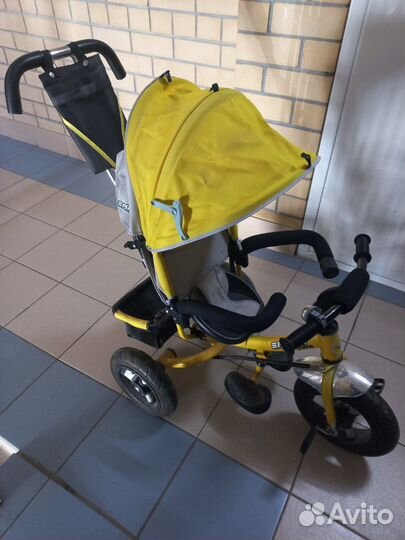 Детский трехколесный велосипед с ручкой бу