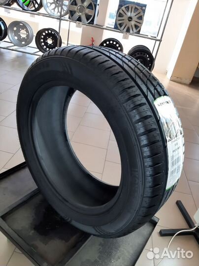 Ikon Tyres Character Eco 195/50 R15 82H