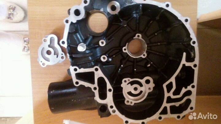 420811579 Крышка передняя масляный насос BRP 1503