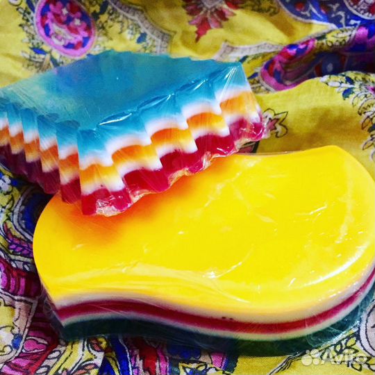 Мыло разноцветное ручной работы