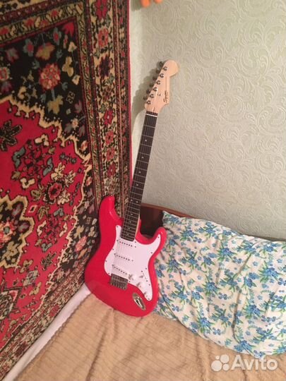 Электрогитара Fender Squier MM Stratocaster (RED)