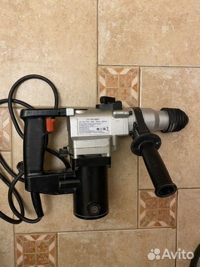 Перфоратор Z1C 650Вт