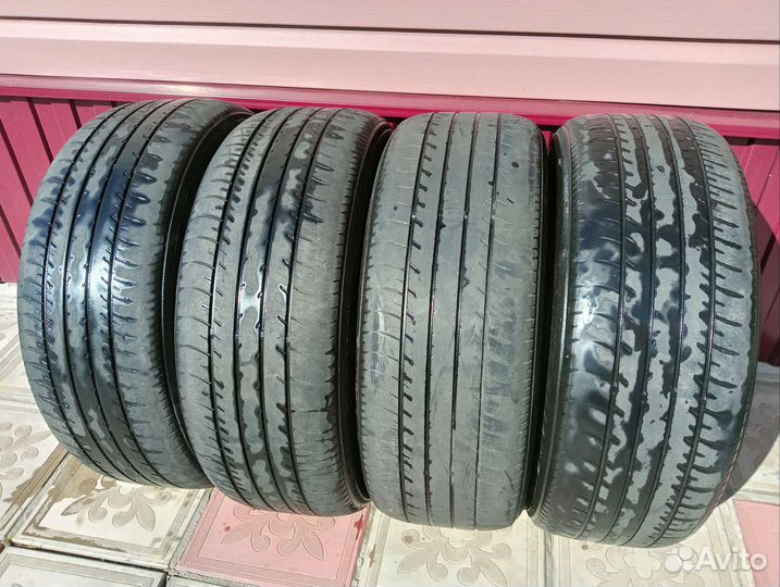 Yokohama dB Decibel E70 215/55 R17