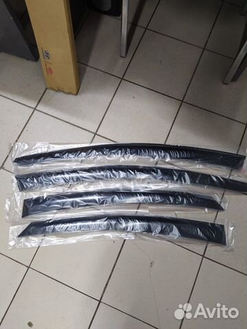 Дефлекторы на Hyundai Sonata YF. Оригинал