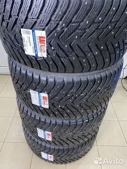 Nokian Tyres Hakkapeliitta 8 SUV 295/35 R21