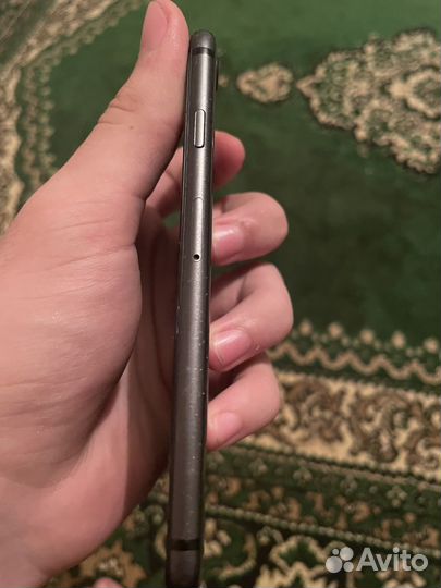 iPhone 8, 64 ГБ