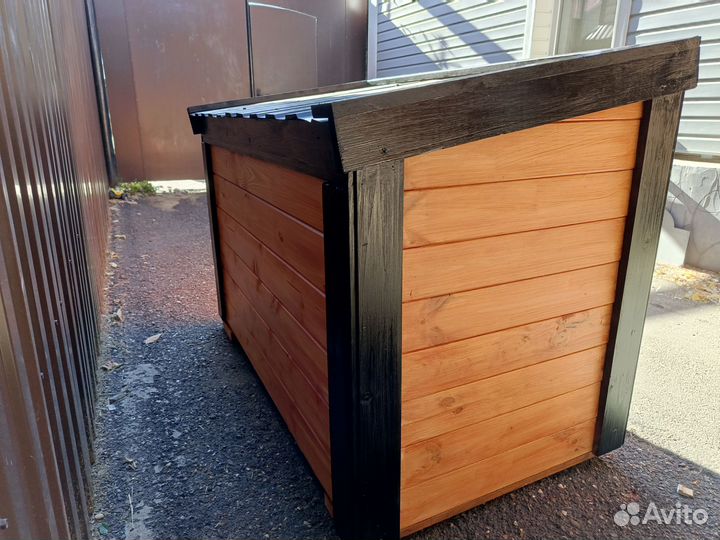 Теплая будка для собак с тамбуром