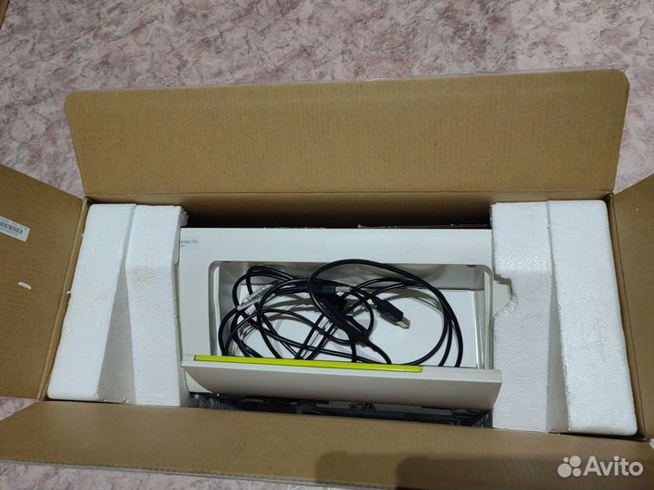 Продаю мфу HP Desk Jet Ink Advantage 2136