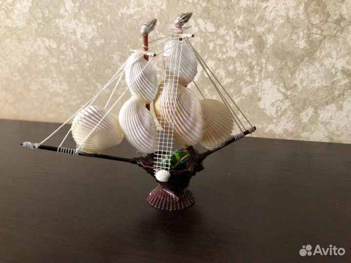 Корабль из ракушек