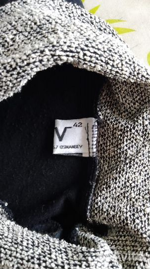 Платья и костюмы женские