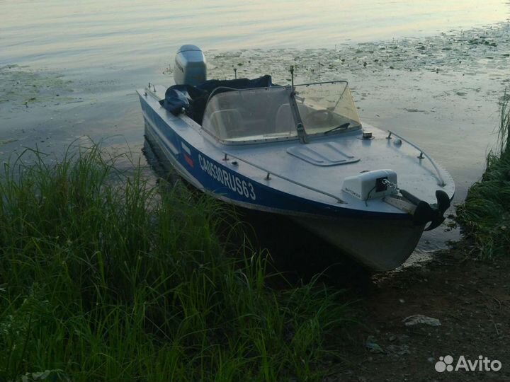 Катер Амур с мотором Honda 90